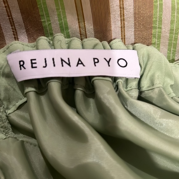 New - Picture 5 of 6